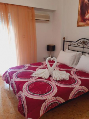 Гостиница Theodoras Apartments  Афины